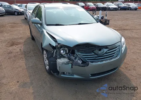 2007 Toyota Camry Le z USA, uszkodzony, nr VIN 4T1BE46K37U608393